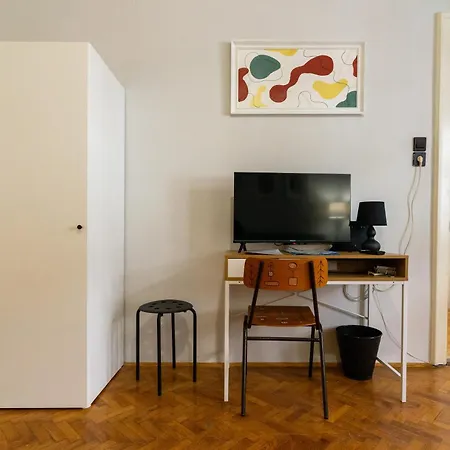 Poli24 ブダペスト